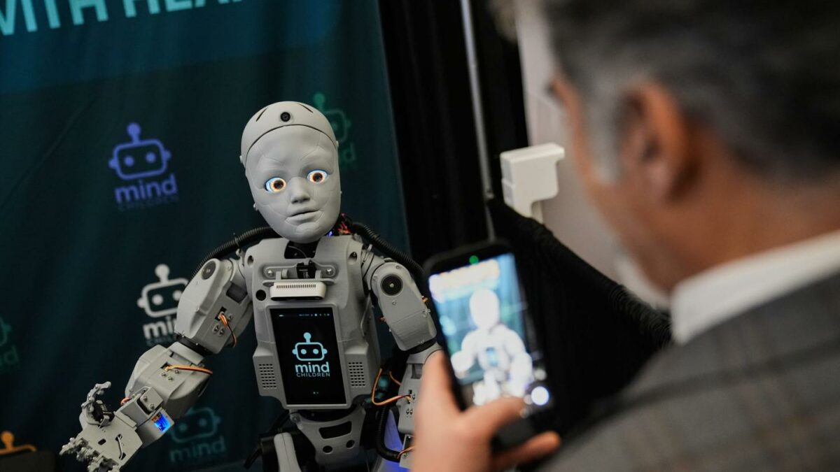 ‘The question is really just how long it will take’: Over 2,000 gather at Humanoids Summit to meet the robots who may take their jobs someday