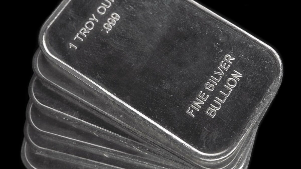 Silver prices continue soaring as debt fears and geopolitical tensions send precious metals to fresh record highs
