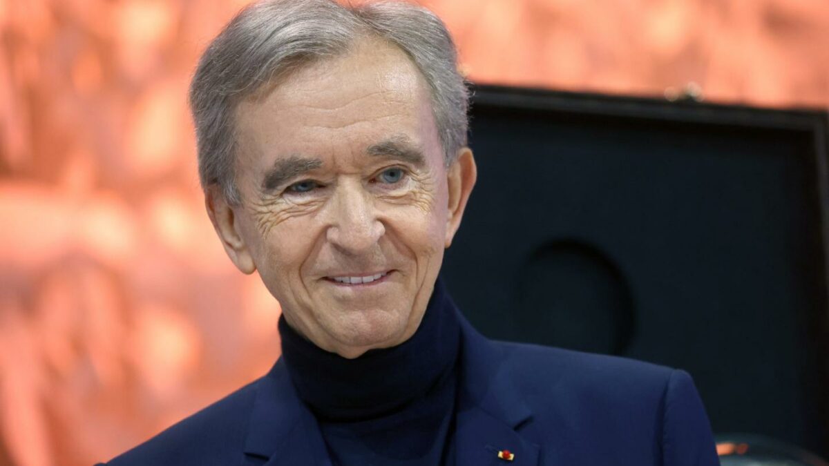 LVMH CEO Bernard Arnault reveals he owned nearly 20% of Netflix, but cashed out too early—his stake could be worth up to $60 billion today