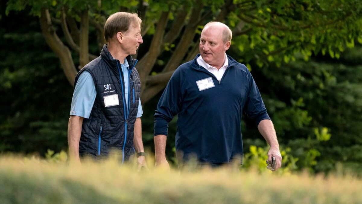 Greg Abel (right) the CEO of Berkshire Hathaway.