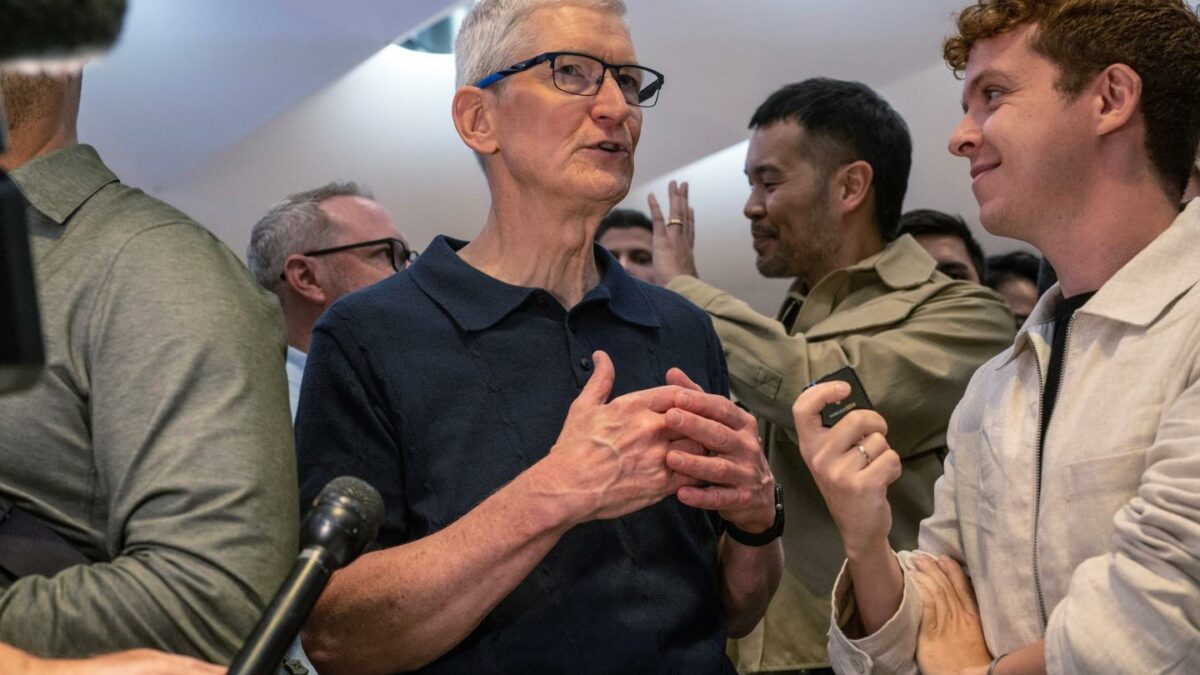 Apple CEO Tim Cook