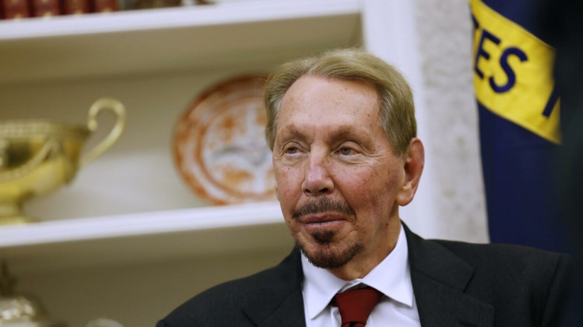 Oracle’s huge AI bets are spooking Wall Street—a 12% plunge wiped out the market’s early gains