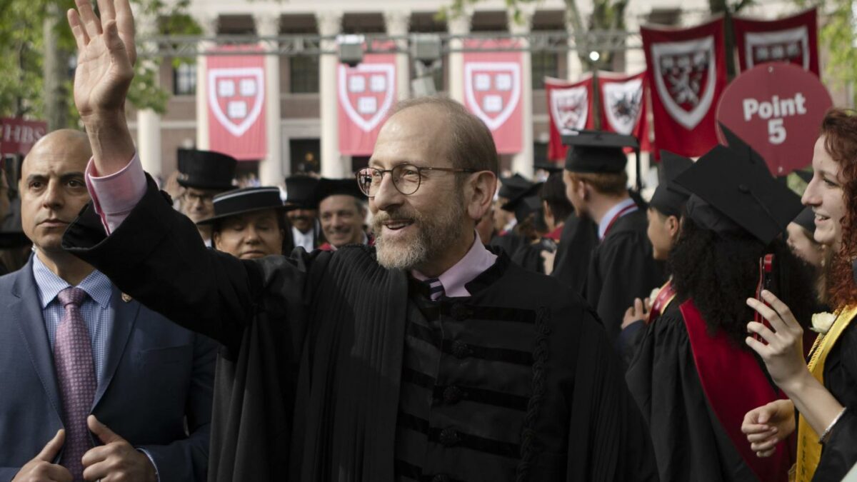 How Trump helped Harvard: 5 ‘Crimson’ leadership lessons on standing up to bullies 