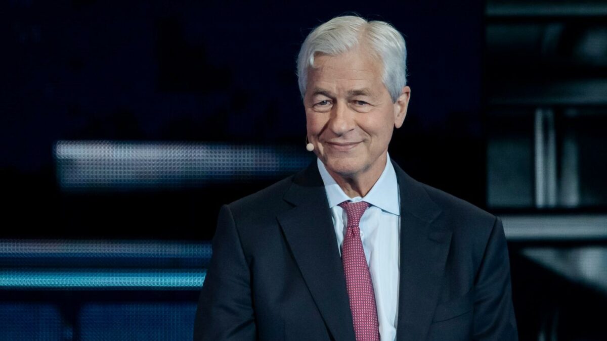 Jamie Dimon taps Jeff Bezos, Michael Dell, and Ford CEO Jim Farley to advise JPMorgan’s $1.5 trillion national security initiative