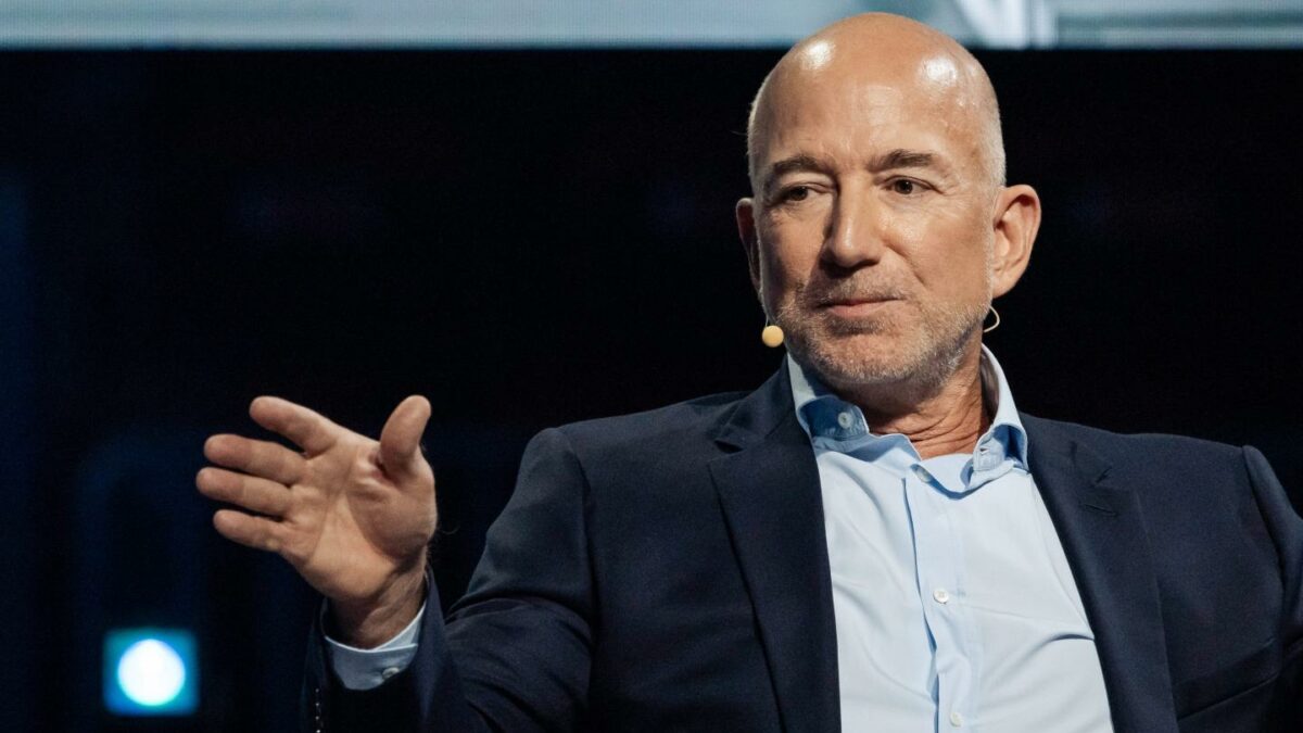 Amazon’s Jeff Bezos could be the latest American billionaire to buy into European soccer clubs—he’s eyeing up a stake in Liverpool FC
