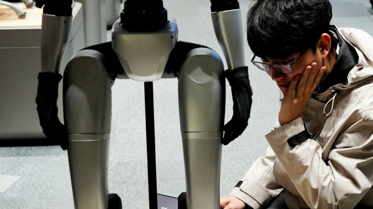 More people will own a humanoid robot than a car by 2060, BofA predicts