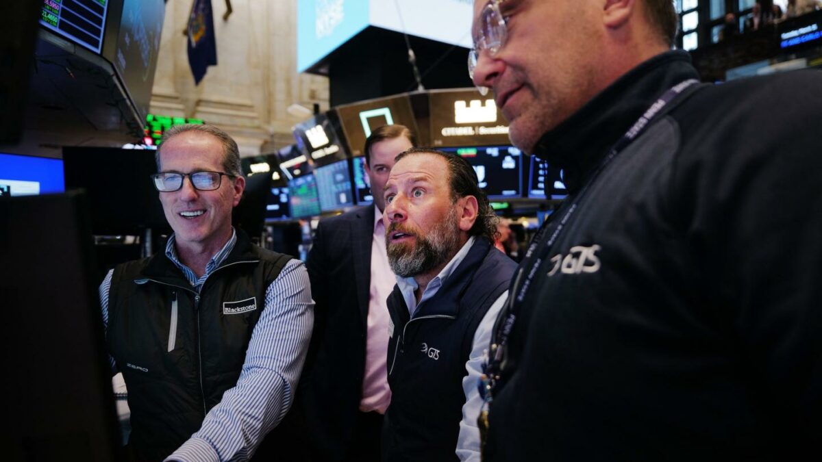 Traders made their own miracle on the last day of the quarter.