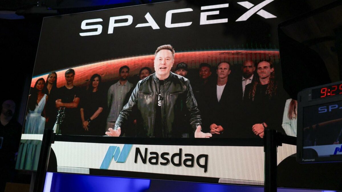 Live updates from SpaceX IPO debut: SpaceX valuation at $2.1 trillion as stock closes at $161.11 following record first day of trading
