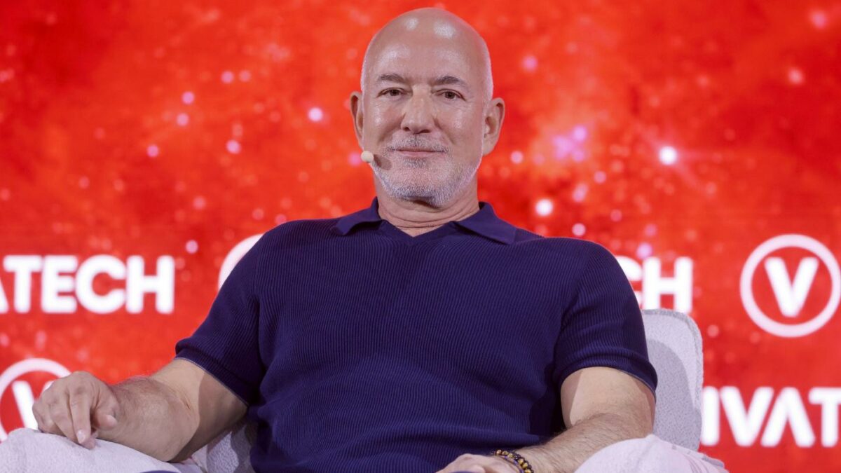 Jeff Bezos’ Blue Origin is boosting employee pay to compete with SpaceX—but an advisor warns of ‘golden handcuffs’