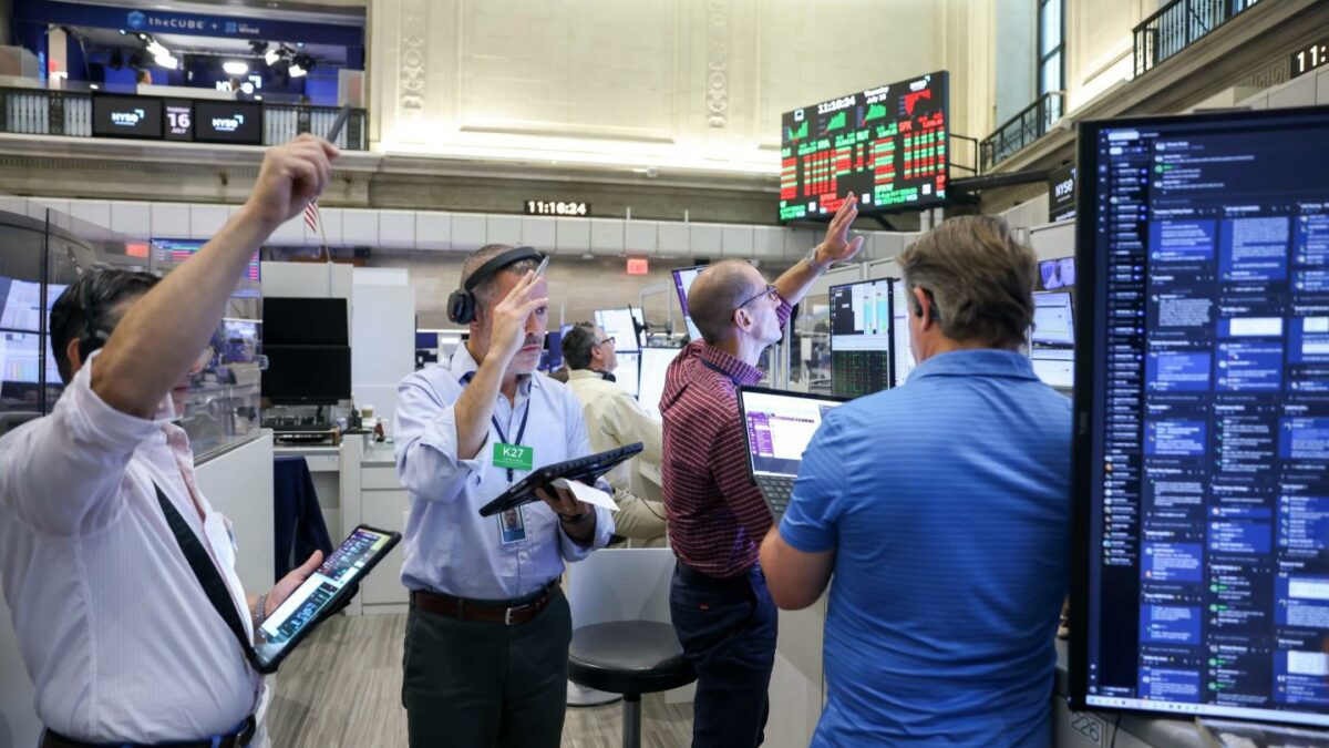 Traders work on the floor of the American Stock Exchange (AMEX) at the New York Stock Exchange (NYSE) on Thursday, July 16, 2026.