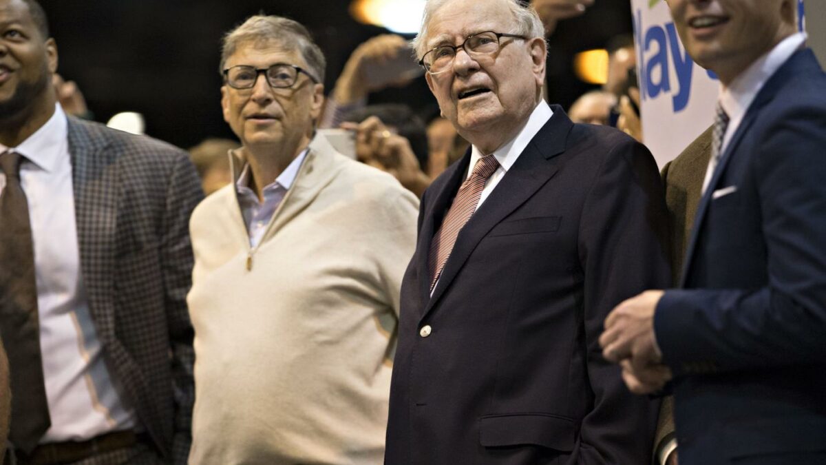 Warren Buffett’s blind spot: Did the digital economy leave him behind?