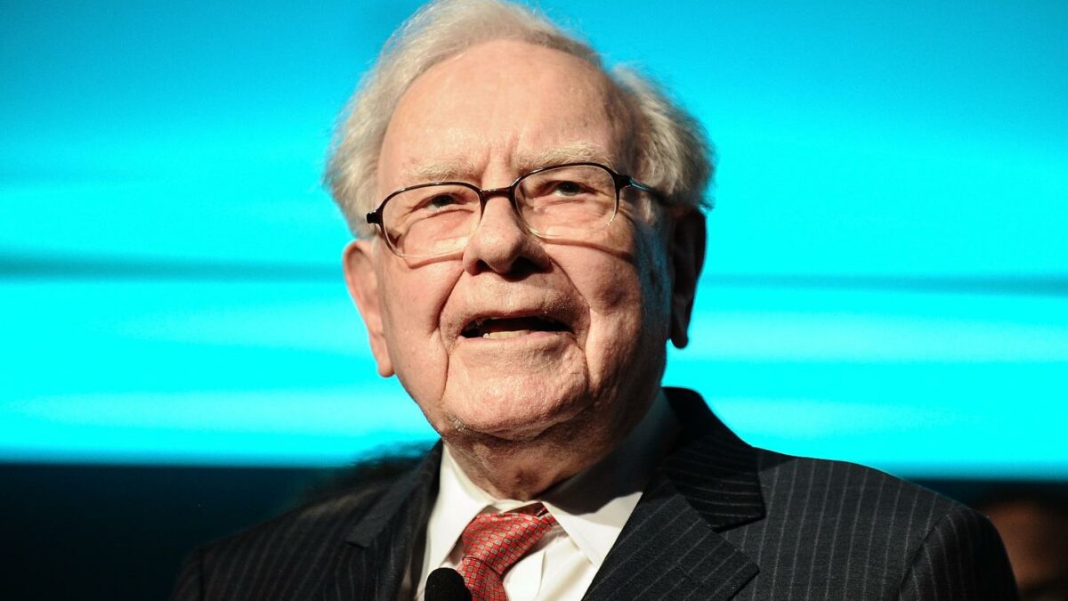 According to Warren Buffett’s math the stock market is officially in ‘playing with fire’ territory. So when is the next crash coming?