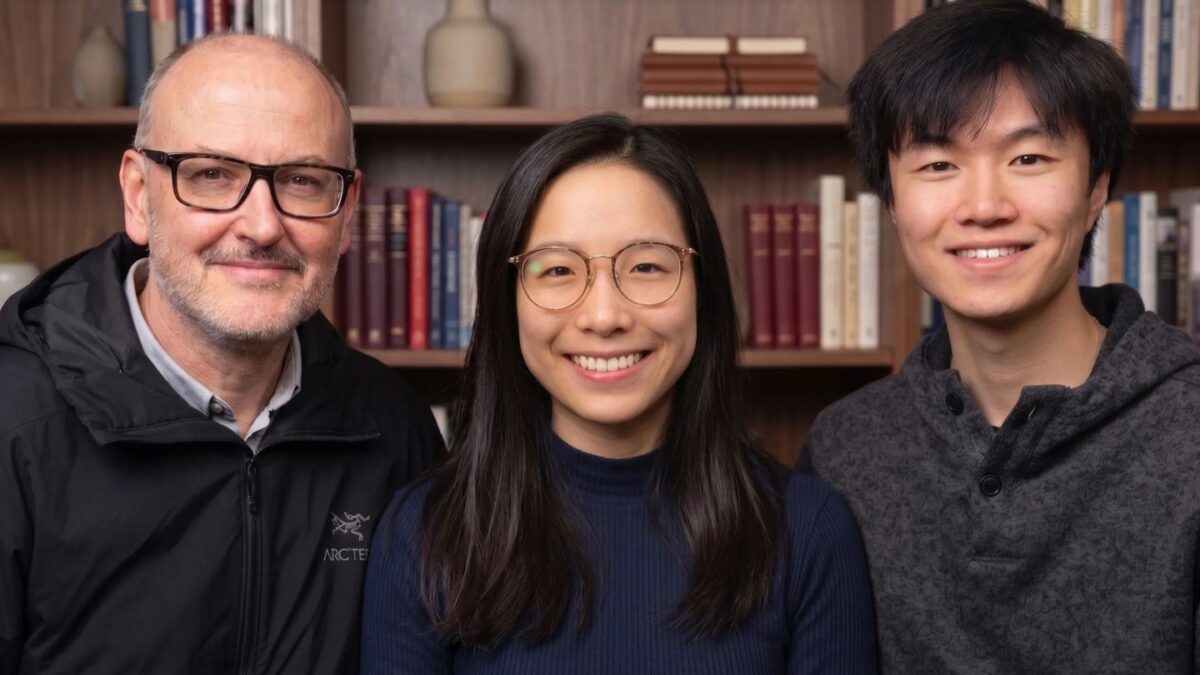 Nova's founders, Prof. Dr. Alexander Zeier, Emma Qian, Sam Yang, smile